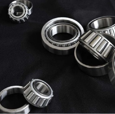 提高等截面薄壁軸承載荷能力的核心方法是什么？